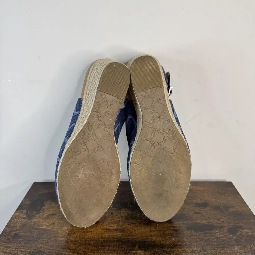 Vionic Coralina Canvas Espadrille Wedge Sandals Size 9.5 Navy Chevron